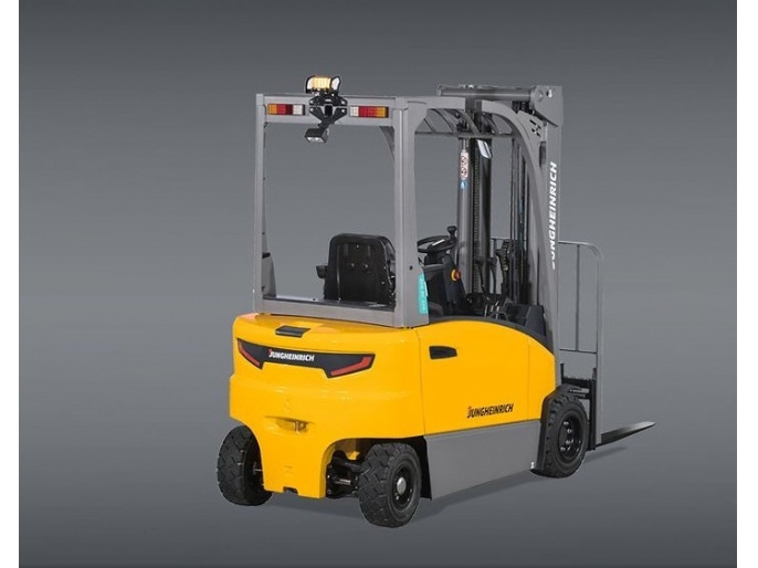 進(jìn)口四輪四支點(diǎn) 高品質(zhì)電動(dòng)叉車(chē)